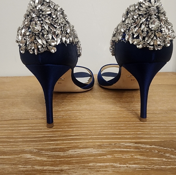 mishka badgley heels navy color satin size 10 - Picture 10 of 11